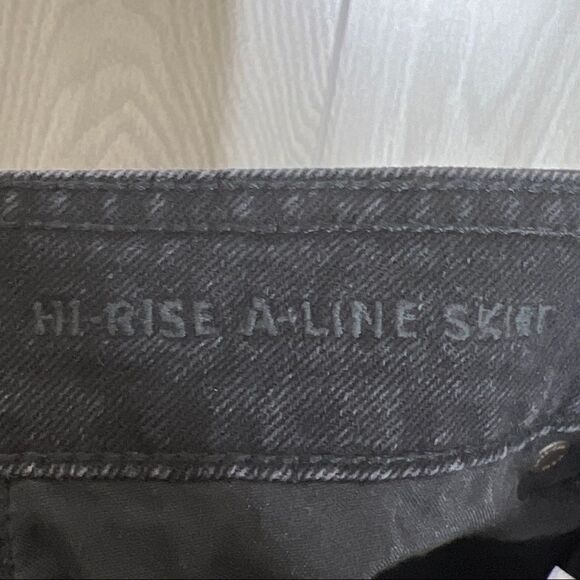 American Eagle | Black Button Front Hi Rise A-Line Denim Skirt Size 0 - Picture 5 of 6
